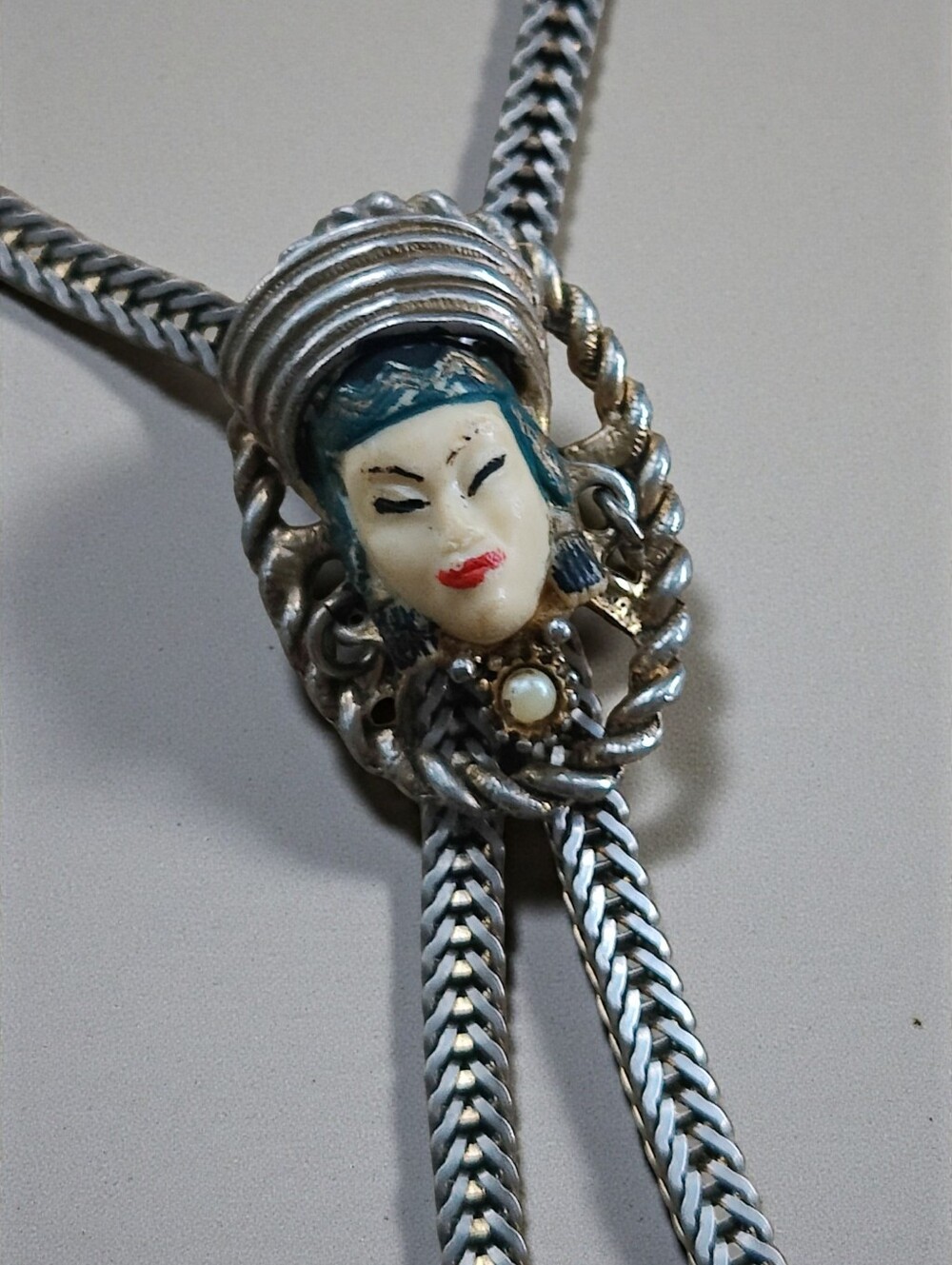 Vintage Selro Selini Asian Princess Necklace
